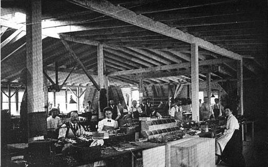 Interior de la fàbrica Postal