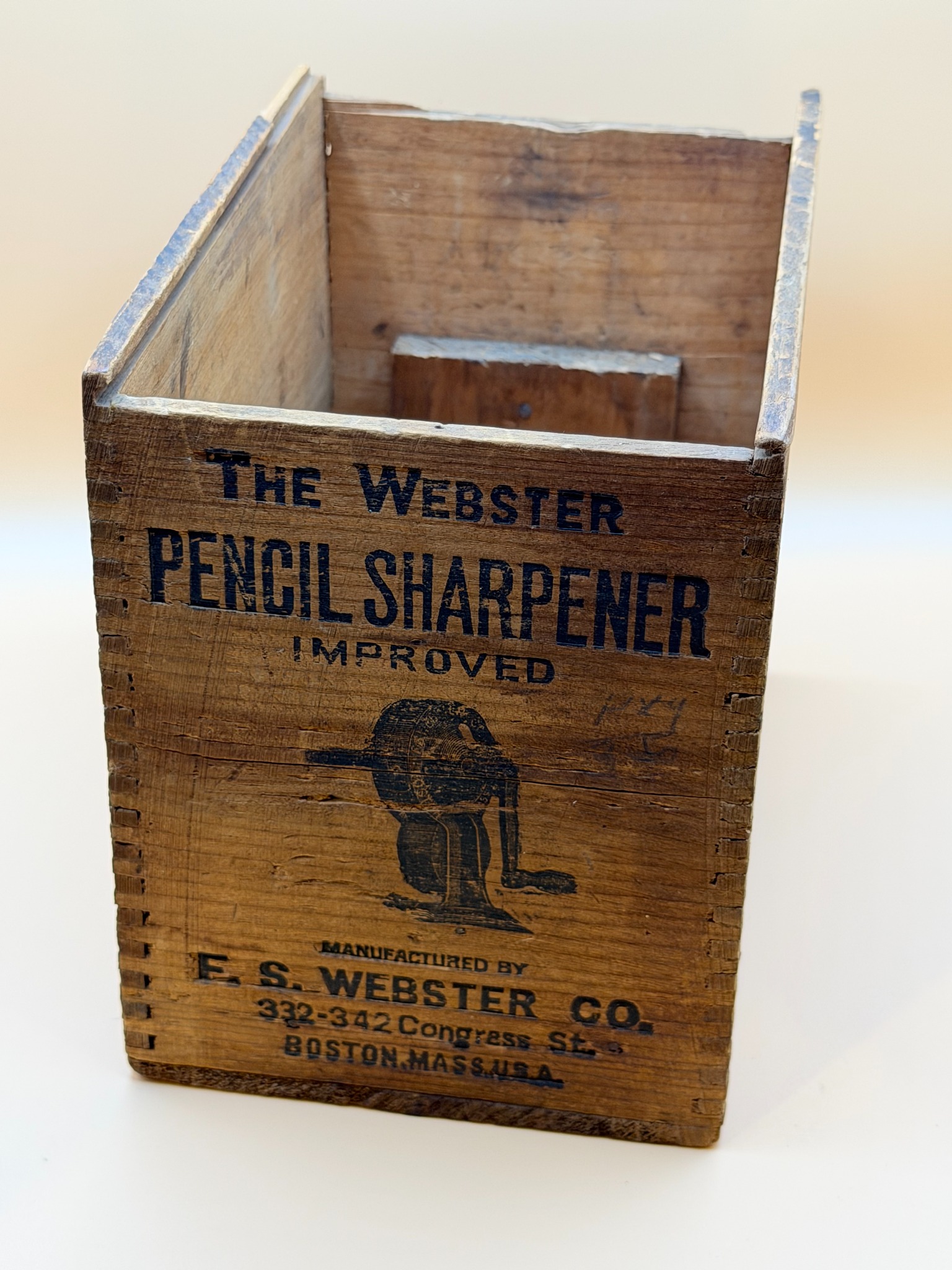 Caixa original de fusta del Webster Pencil Sharpener